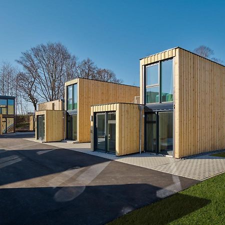 Modern Ausgebauter Ueberseecontainer Als Tiny House Wertheim Eksteriør bilde